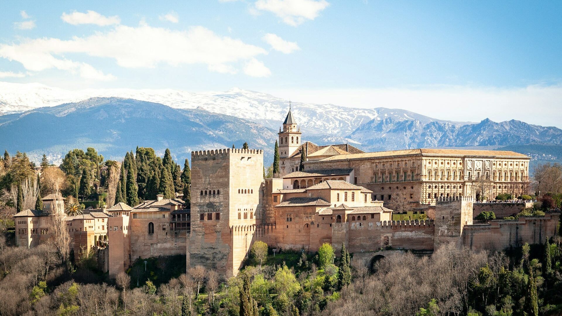 Vue aérienne du palais de l'Alhambra à Grenade, Andalousie