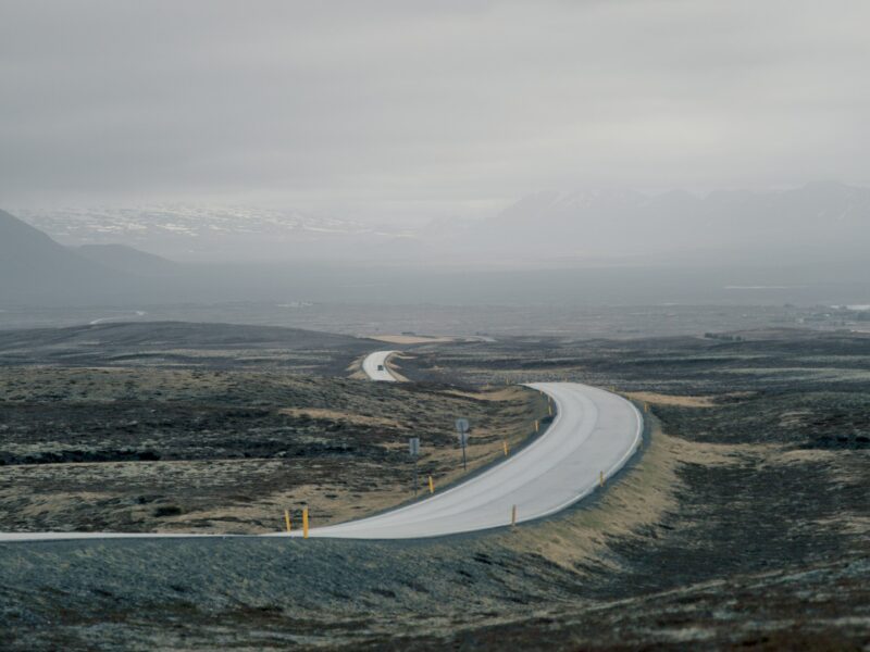 Route alpine sinueuse
